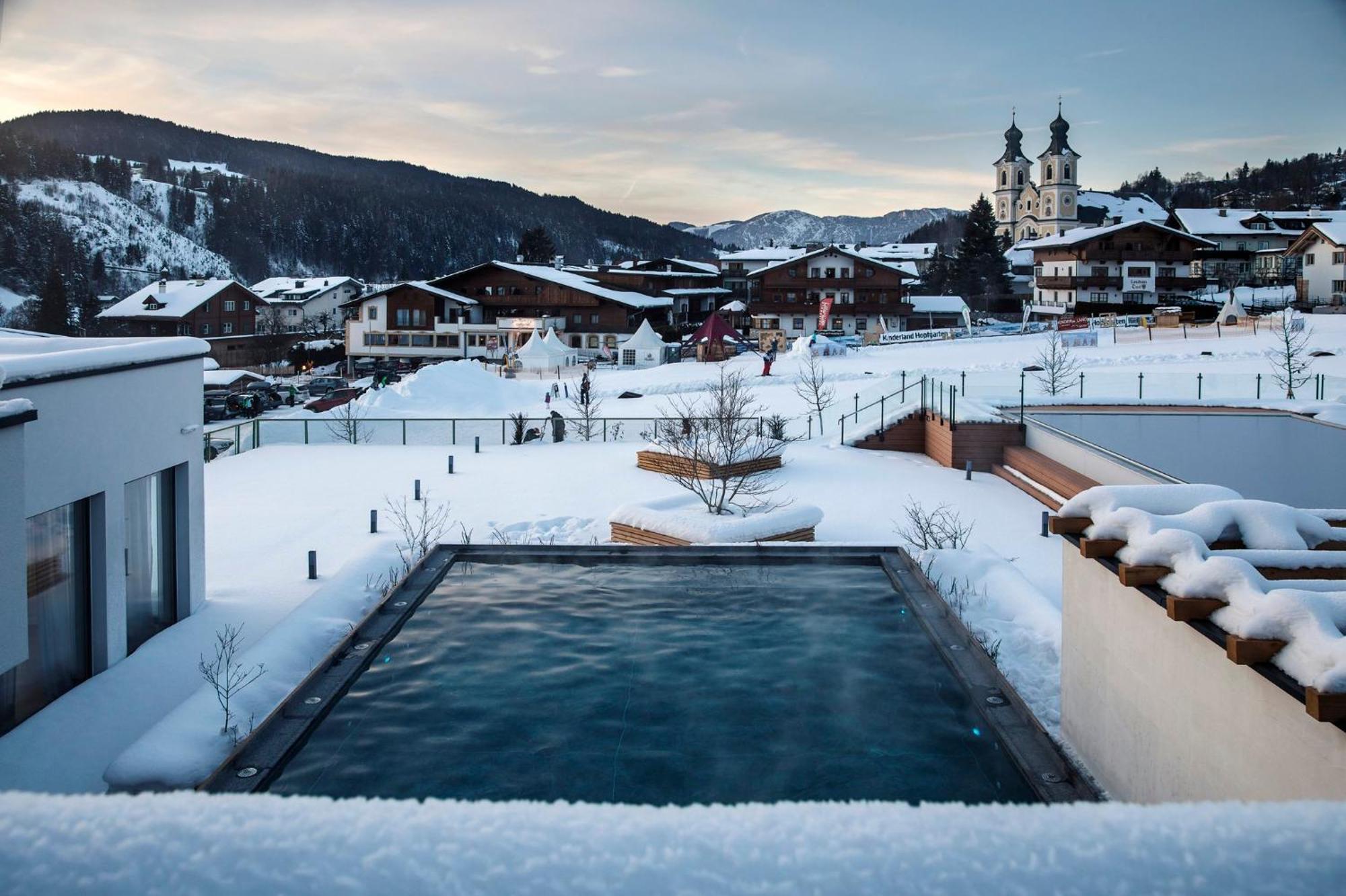 Das Hohe Salve Sportresort, 4 Sterne Superior Hopfgarten im Brixental Bagian luar foto